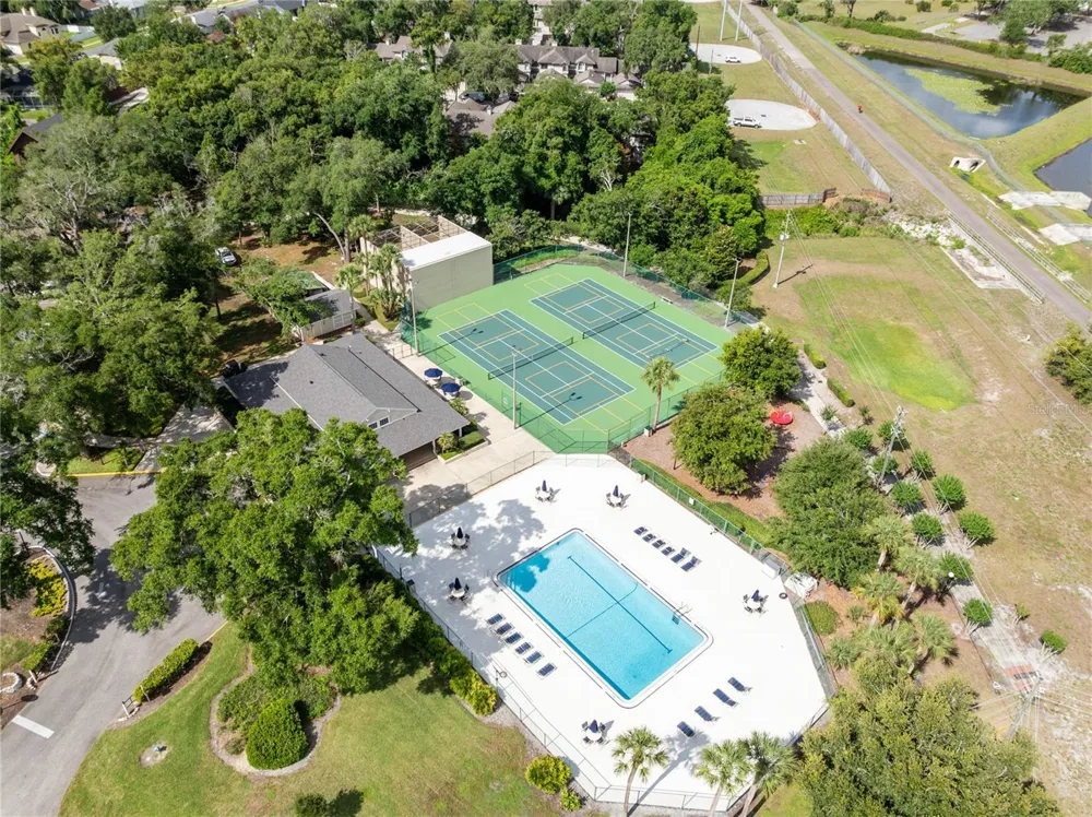 683 OAK HOLLOW WAY Altamonte Springs, FL 32714