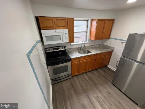 238 W ROOSEVELT BOULEVARD #2