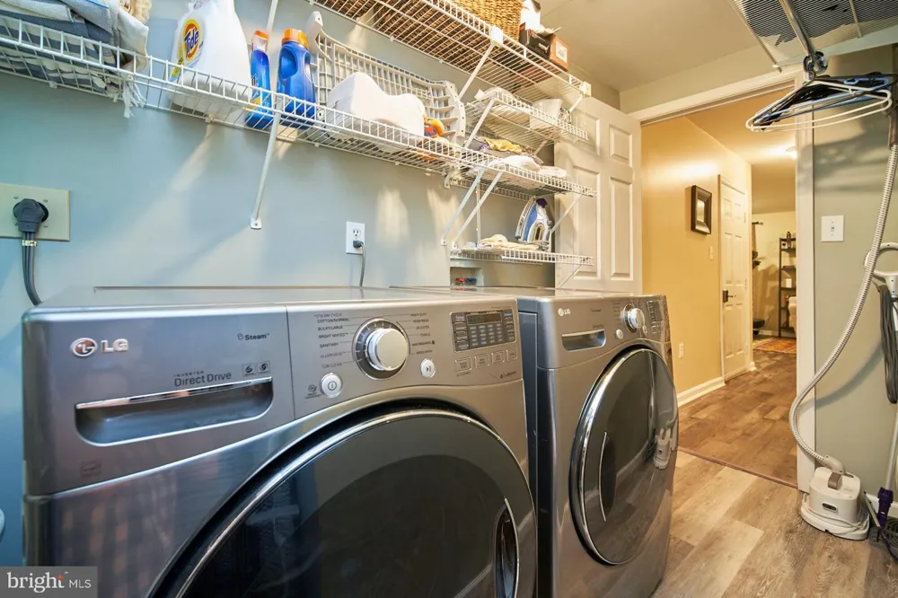 1230 WEATHERSTONE COURT Reston, VA 20194