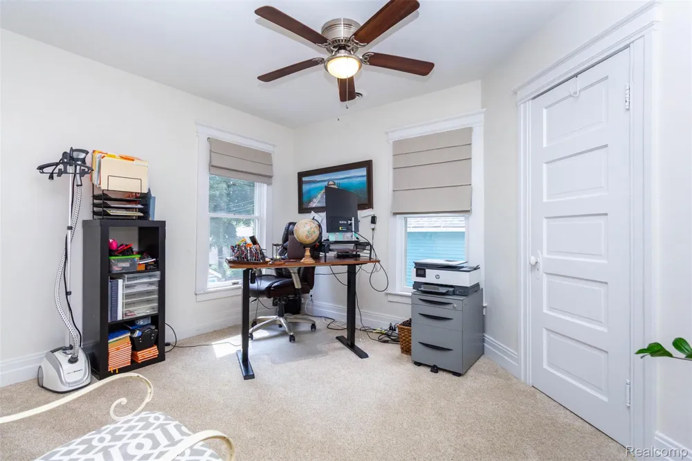 33709 Grand River Avenue Farmington City, MI 48335
