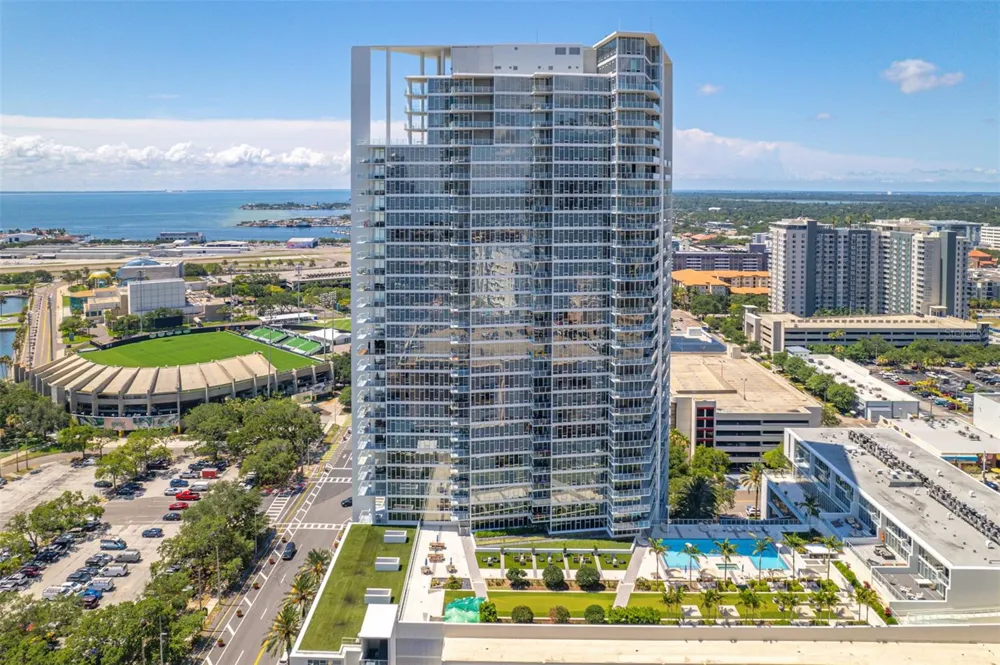 175 1ST STREET S #1204 St Petersburg, FL 33701