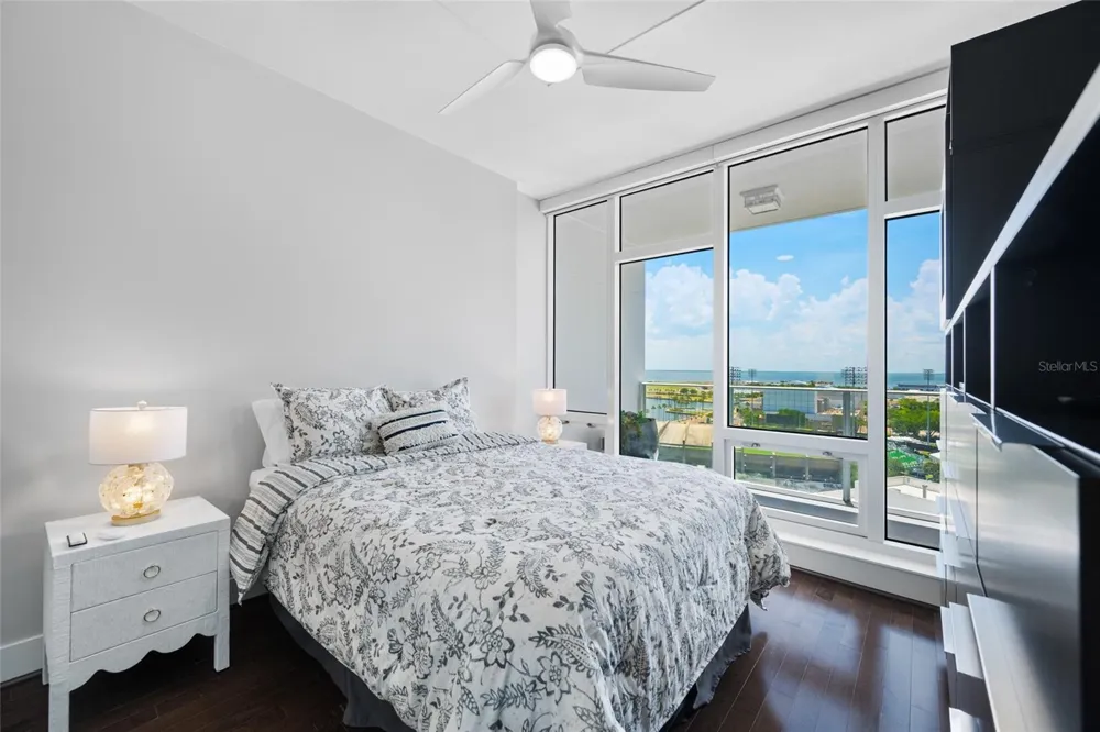 175 1ST STREET S #1204 St Petersburg, FL 33701