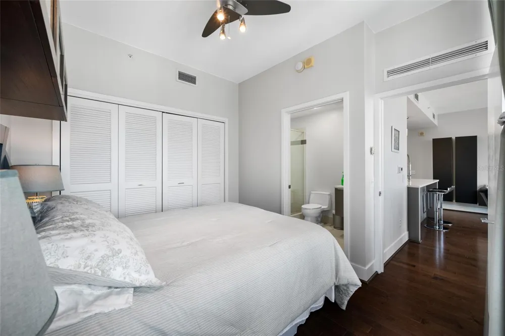 175 1ST STREET S #1204 St Petersburg, FL 33701