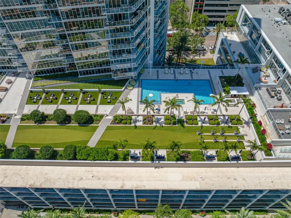 175 1ST STREET S #1204 St Petersburg, FL 33701
