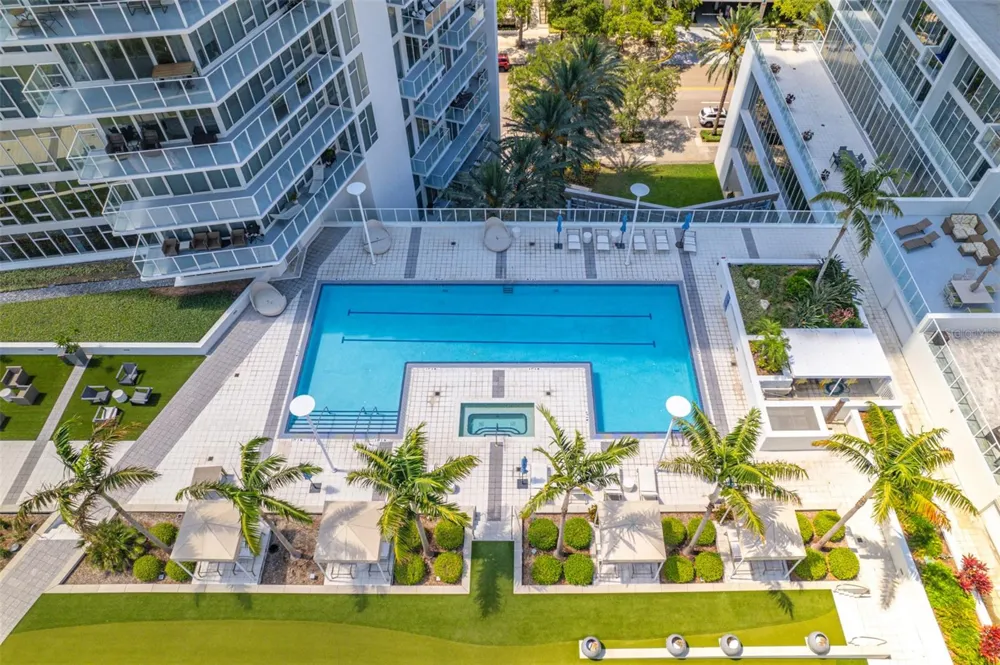 175 1ST STREET S #1204 St Petersburg, FL 33701