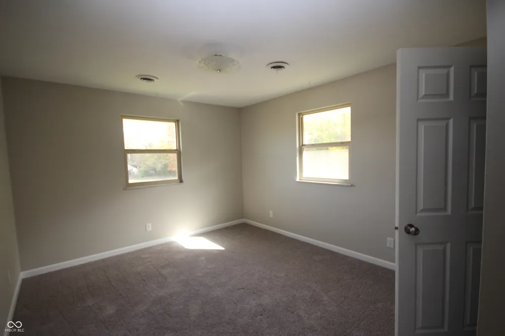 960 Valley View Drive Plainfield, IN 46168