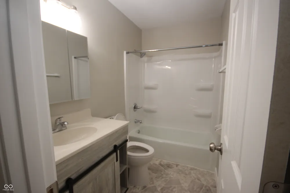 960 Valley View Drive Plainfield, IN 46168