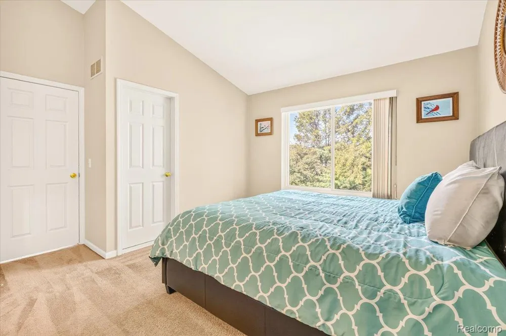 606 Thornhill Court Belleville City, MI 48111