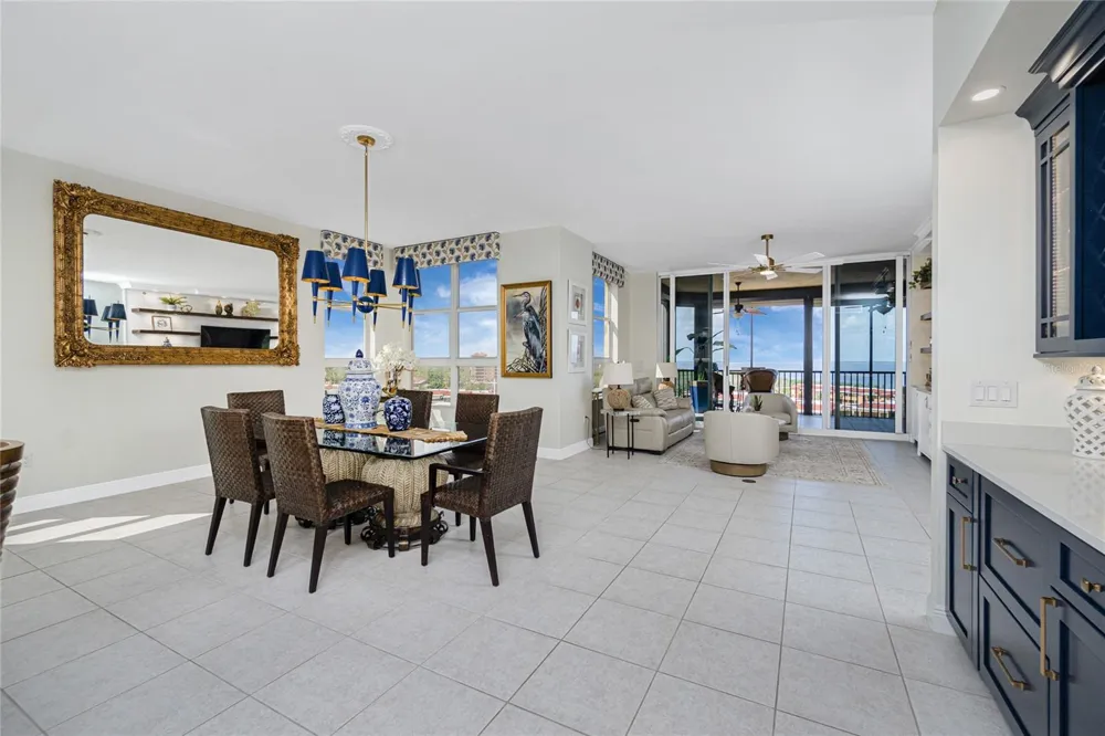 3313 SUNSET KEY CIR #701 Punta Gorda, FL 33955