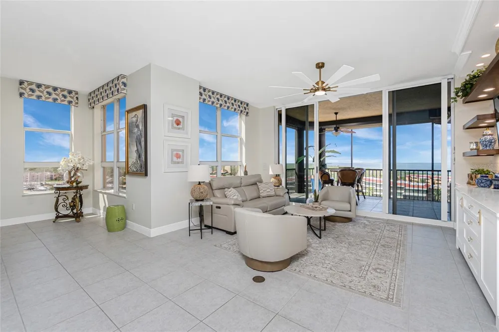 3313 SUNSET KEY CIR #701 Punta Gorda, FL 33955