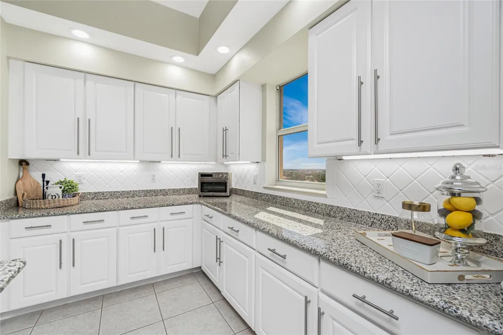 3313 SUNSET KEY CIR #701 Punta Gorda, FL 33955