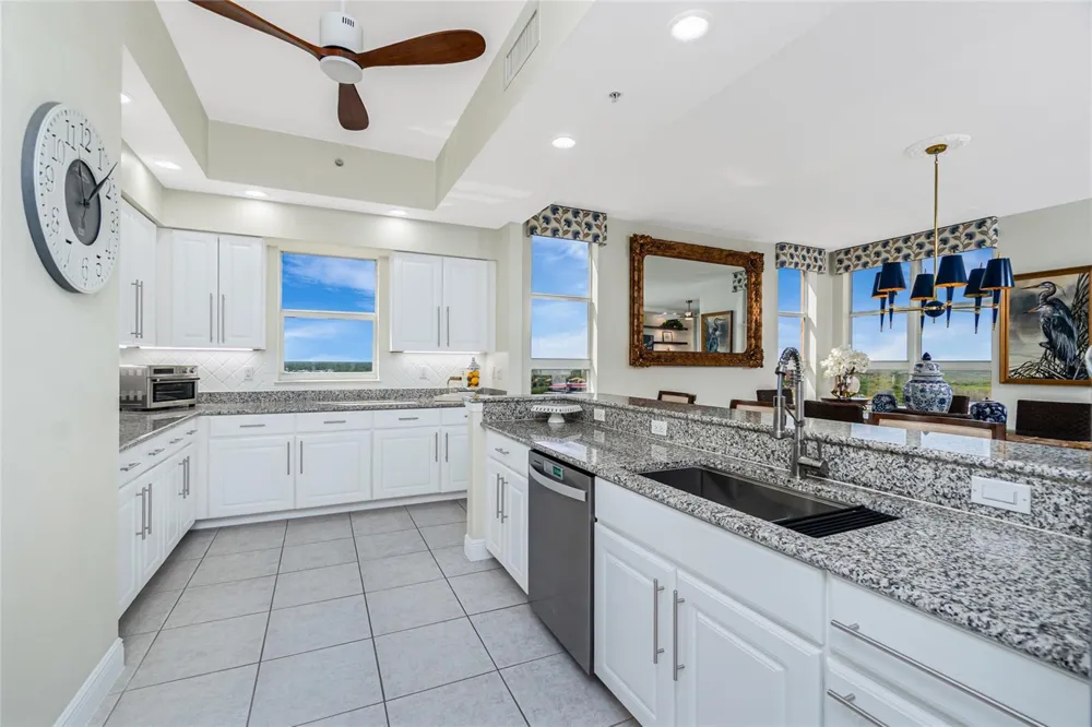 3313 SUNSET KEY CIR #701 Punta Gorda, FL 33955