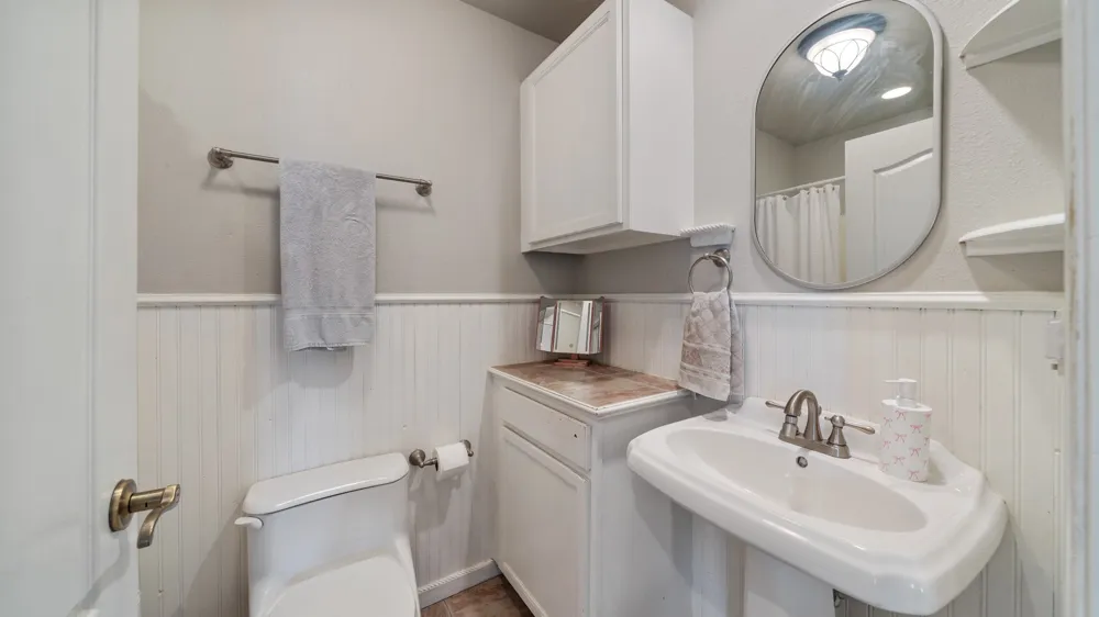 14194 County Road 4015 Mabank, TX 75147