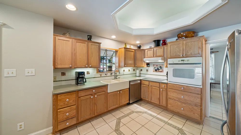 14194 County Road 4015 Mabank, TX 75147