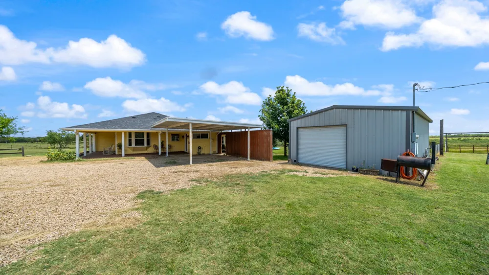 14194 County Road 4015 Mabank, TX 75147
