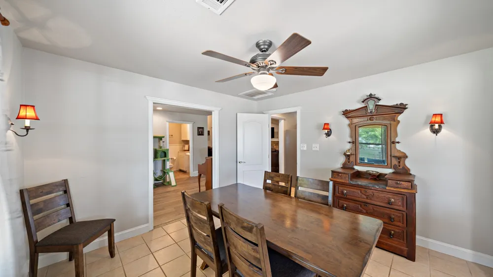 14194 County Road 4015 Mabank, TX 75147