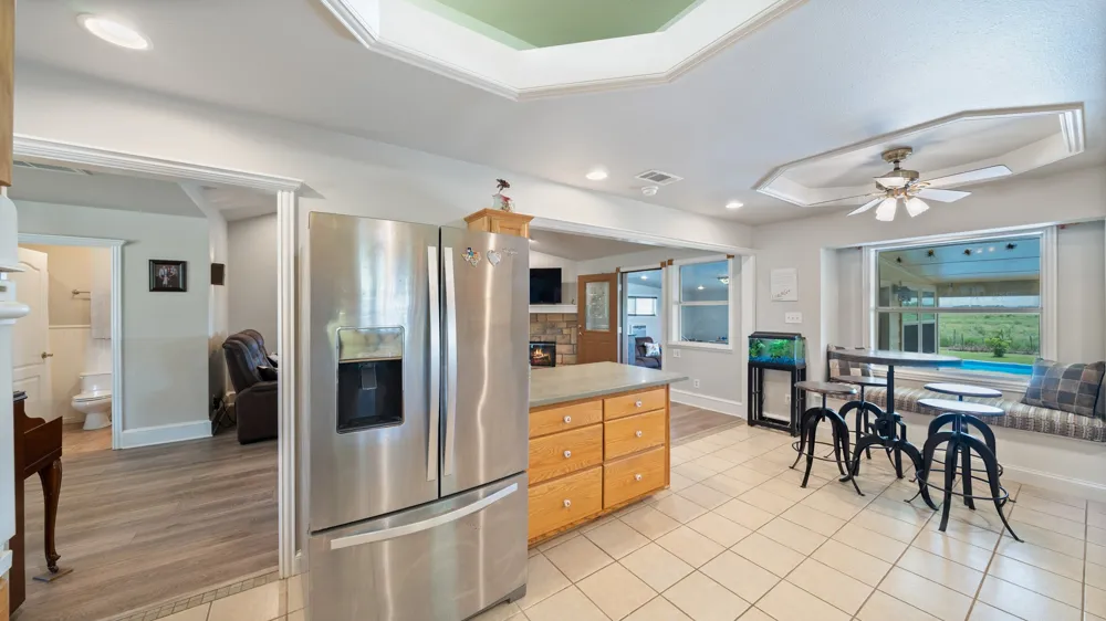 14194 County Road 4015 Mabank, TX 75147