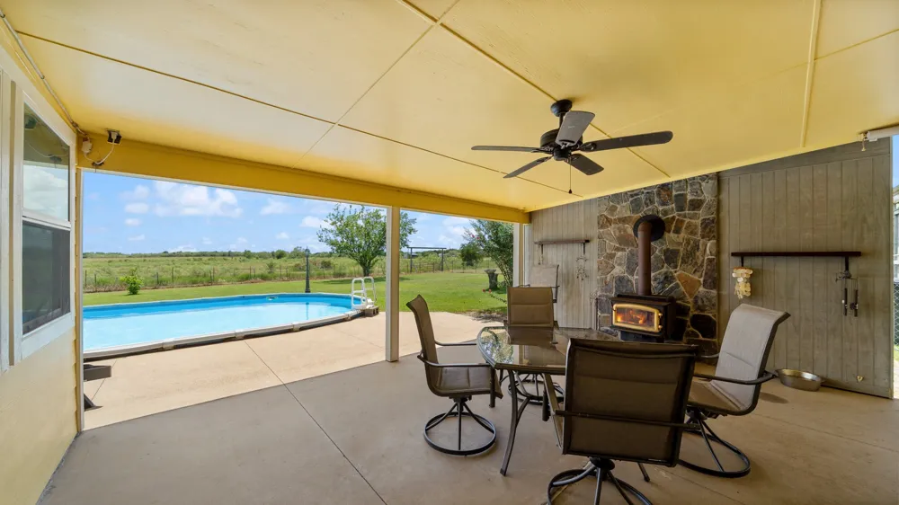 14194 County Road 4015 Mabank, TX 75147