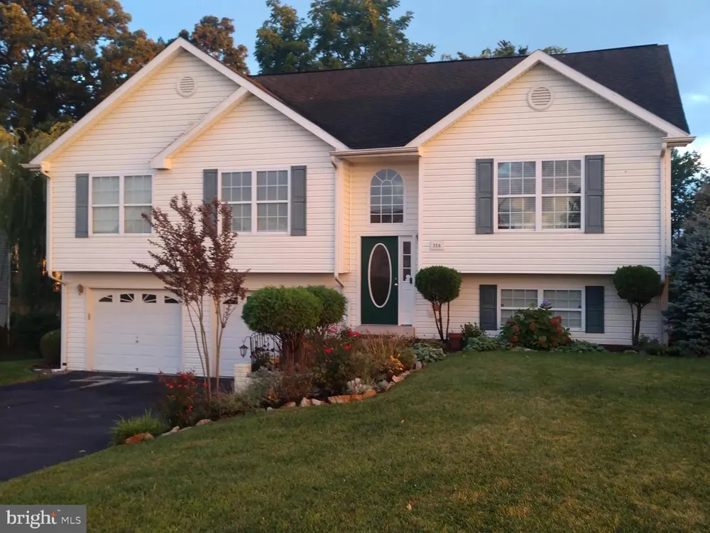 356 OAK LEE DRIVE Ranson, WV 25438