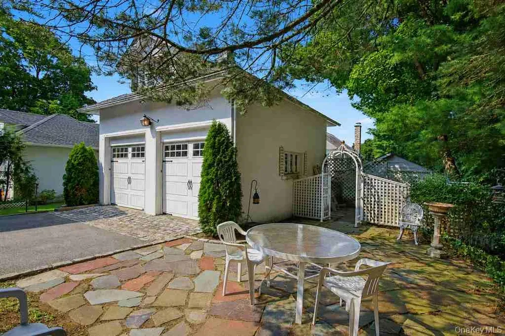 73 Clinton Avenue Ossining, NY 10562