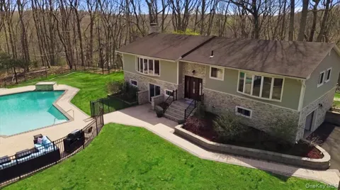 263 Oyster Bay Road