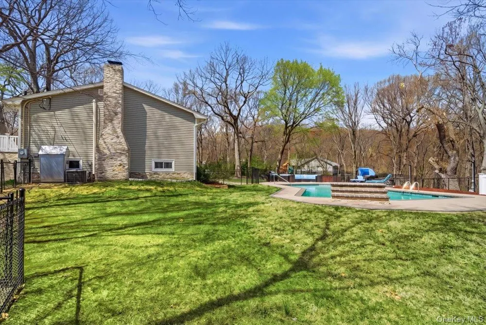 263 Oyster Bay Road Mill Neck, NY 11765