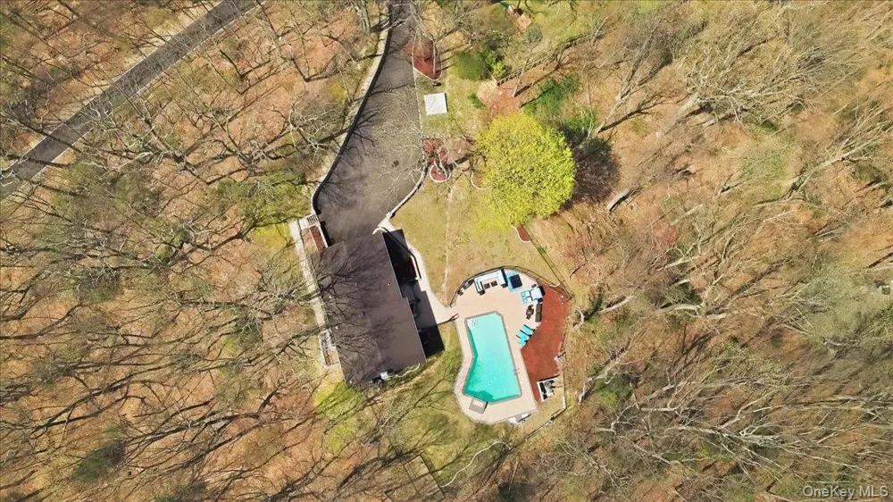 263 Oyster Bay Road Mill Neck, NY 11765