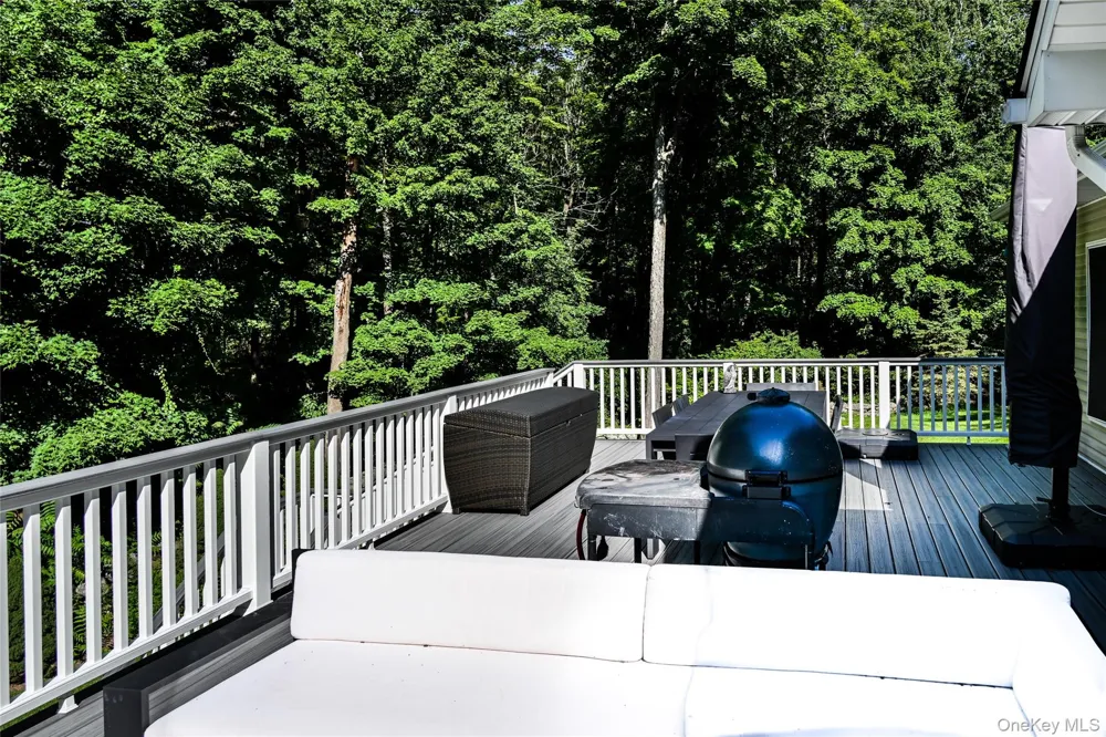 10 Pheasant Crossing Lane Brewster, NY 10509