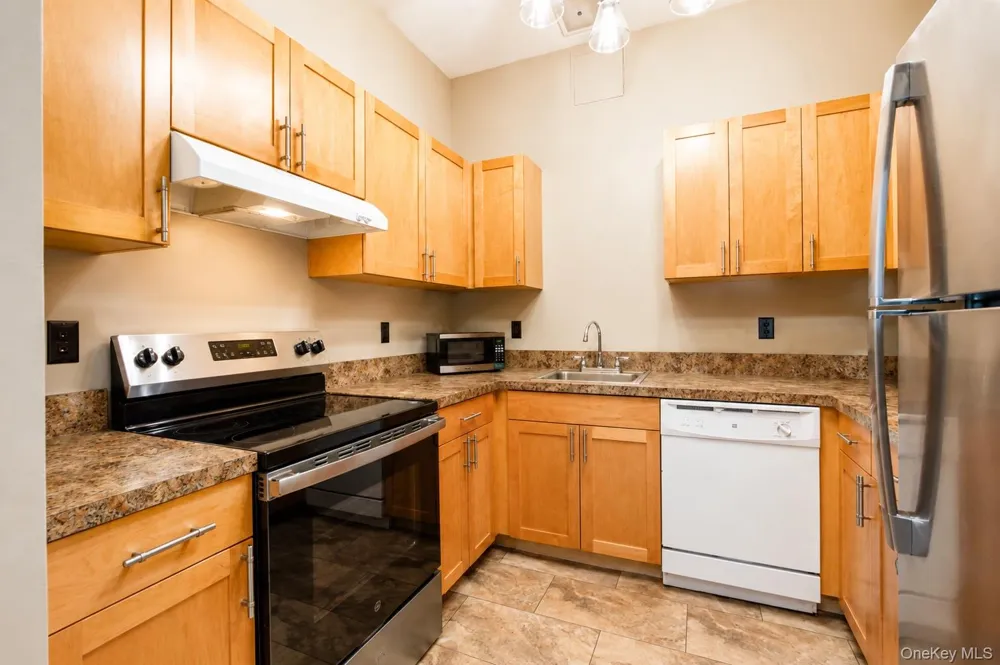 20 S Broadway #202 Nyack, NY 10960