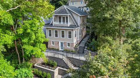 111 Altamont Avenue