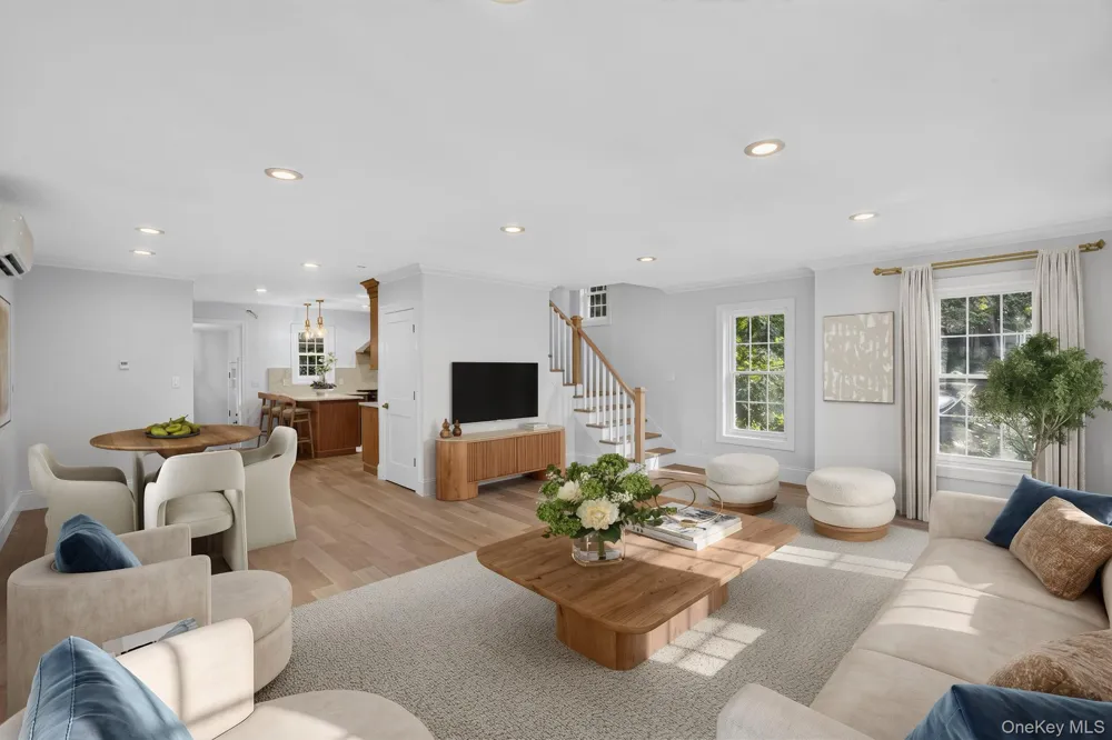 111 Altamont Avenue Sea Cliff, NY 11579