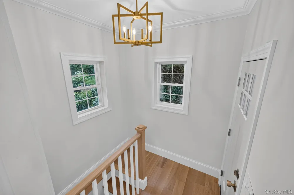 111 Altamont Avenue Sea Cliff, NY 11579