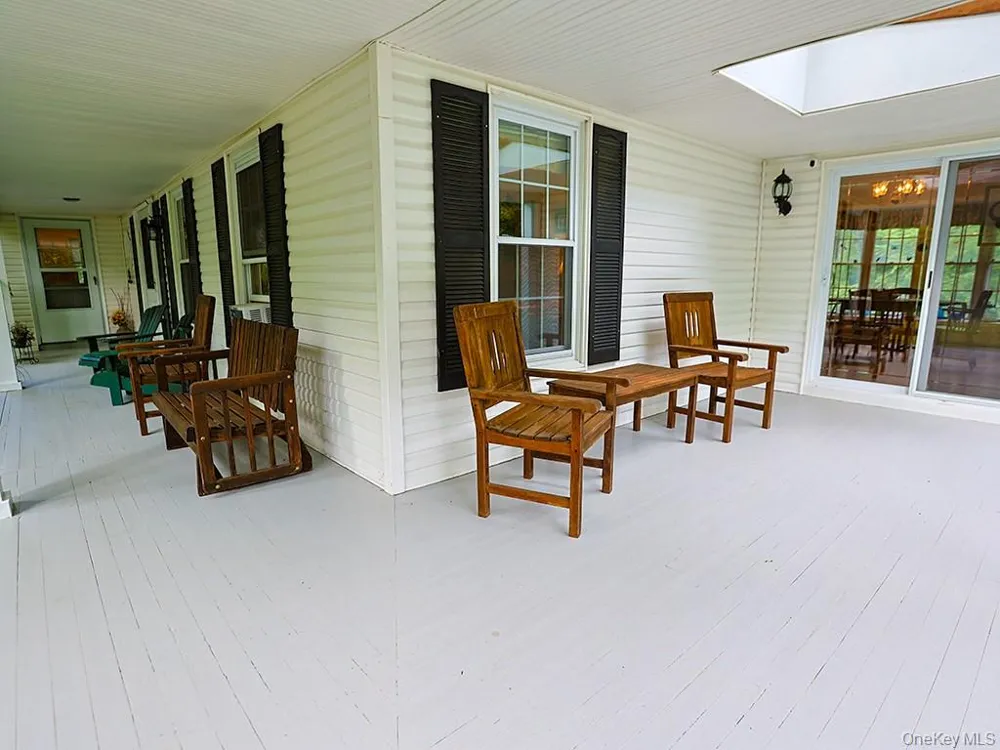 1215 Route 211 W Middletown, NY 10940