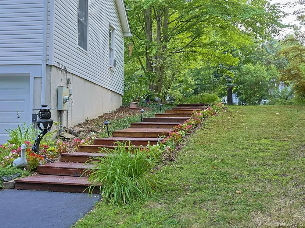 1215 Route 211 W Middletown, NY 10940