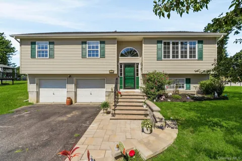 17 Princeton Drive