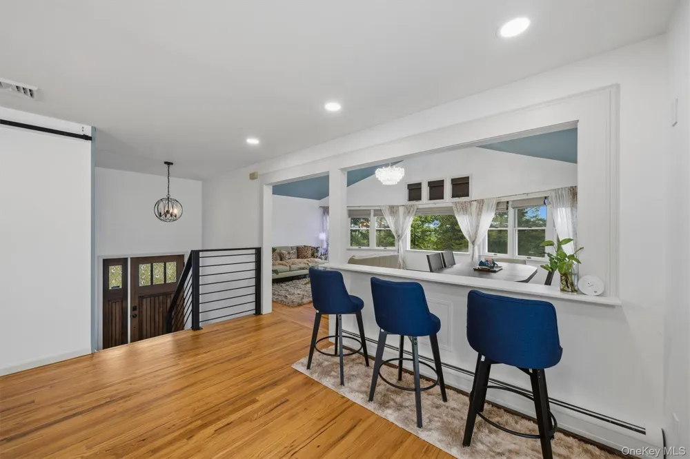 412 Laroe Road Chester, NY 10918