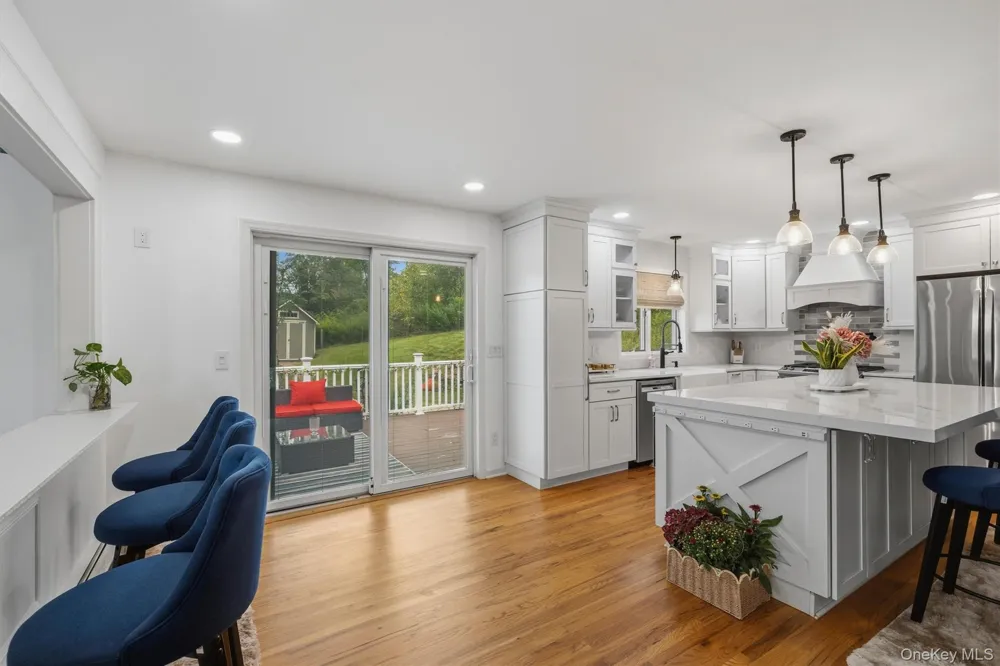 412 Laroe Road Chester, NY 10918
