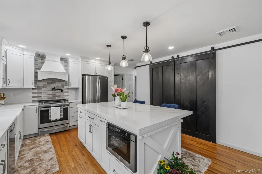 412 Laroe Road Chester, NY 10918