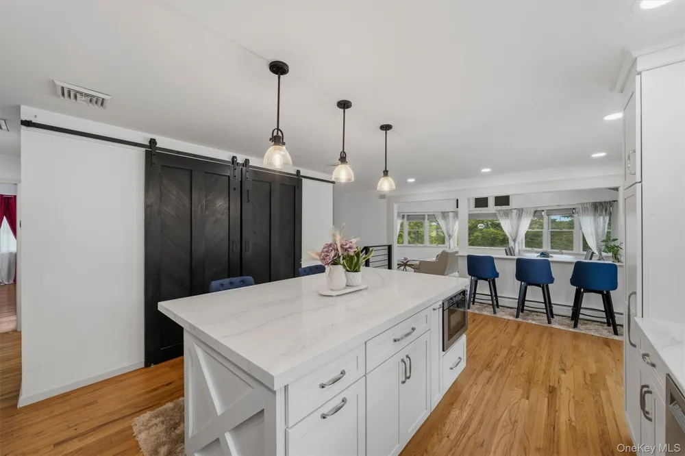 412 Laroe Road Chester, NY 10918