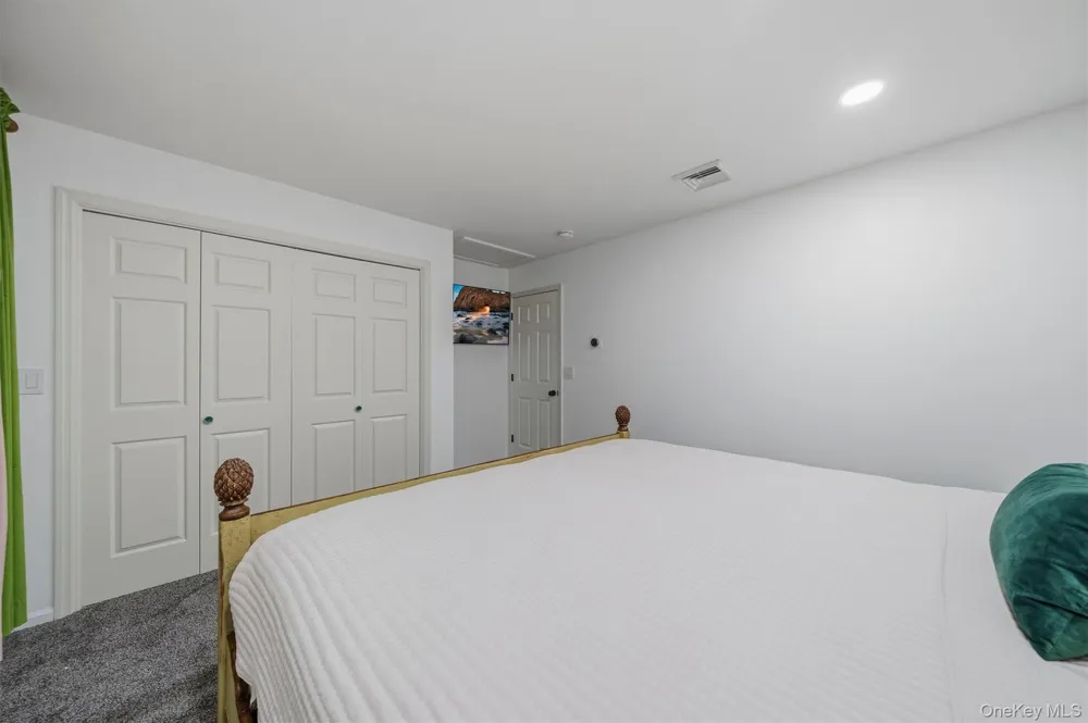 412 Laroe Road Chester, NY 10918