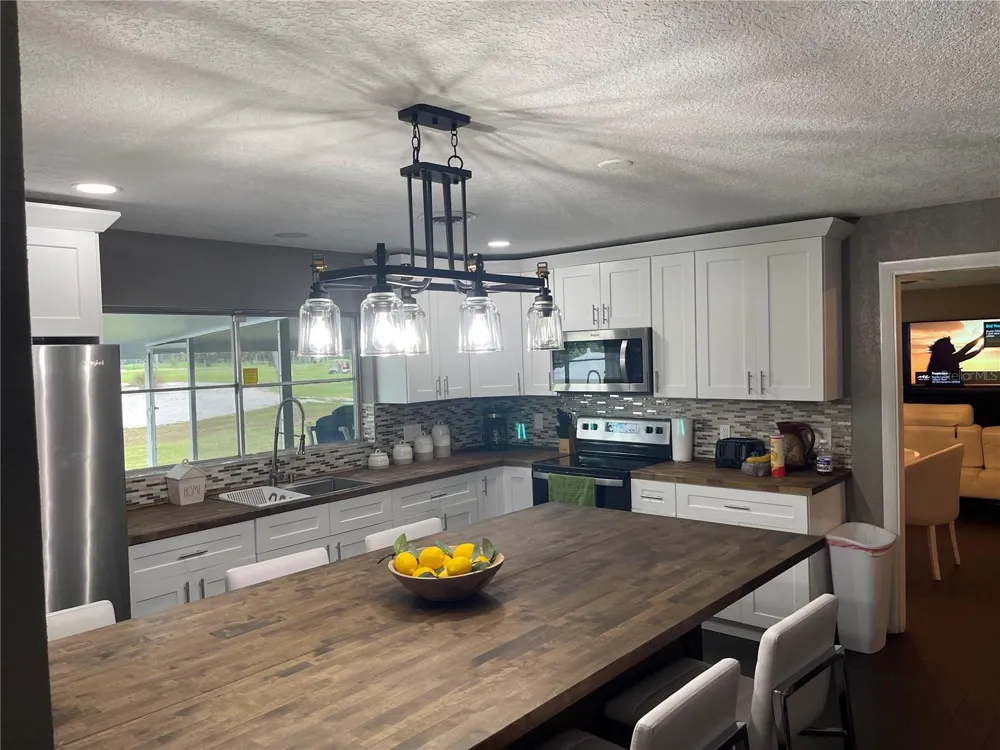 2101 PALM BOULEVARD Melbourne, FL 32901