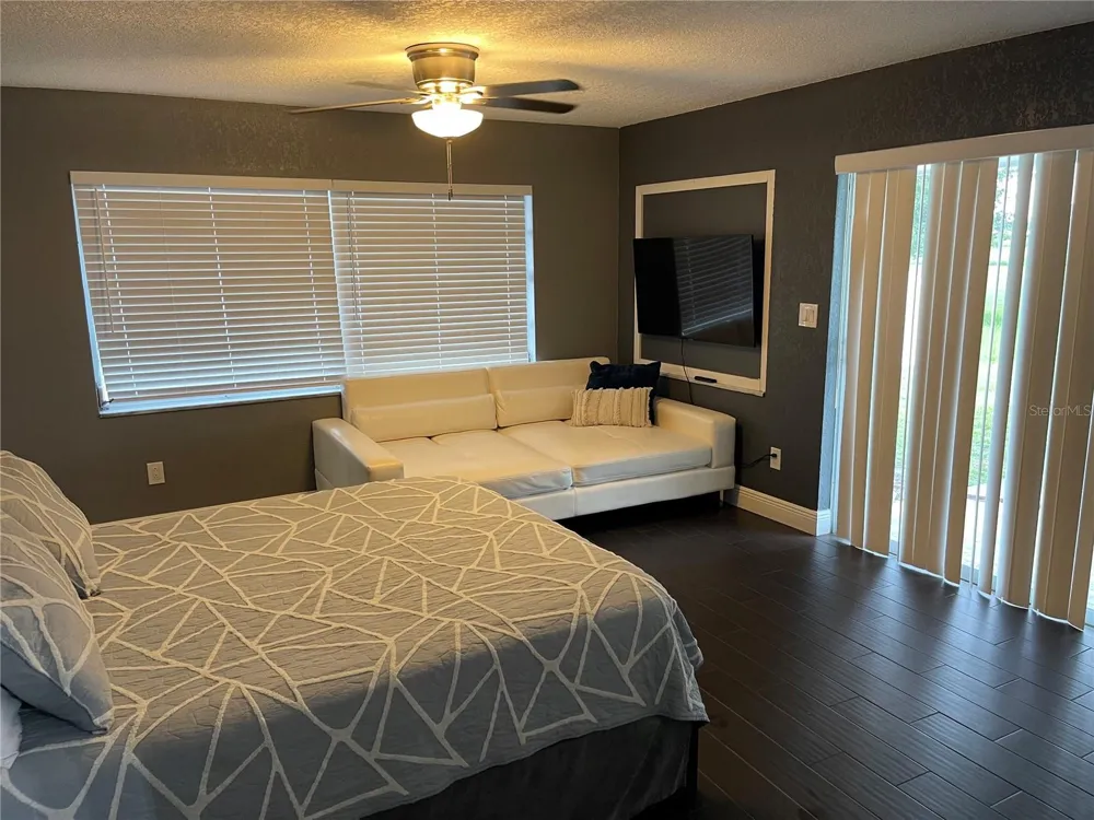 2101 PALM BOULEVARD Melbourne, FL 32901