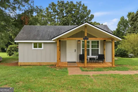 1563 Davenport RD
