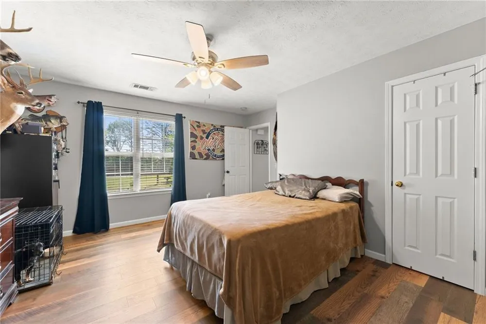 7501 Lula Road Lula, GA 30554
