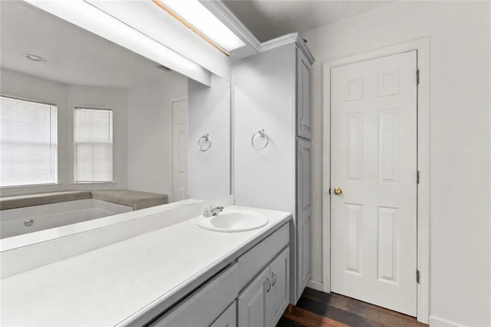7501 Lula Road Lula, GA 30554