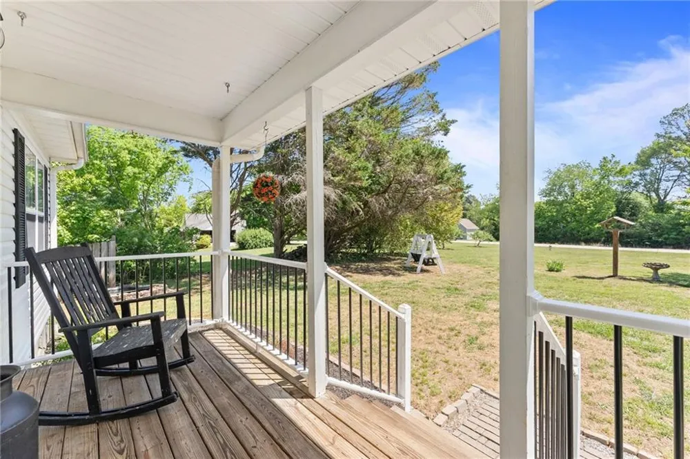 7501 Lula Road Lula, GA 30554