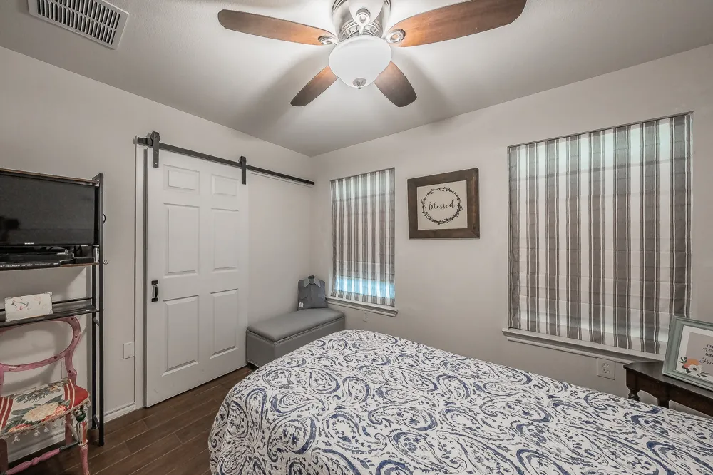 1045 Valentine Street Hurst, TX 76053