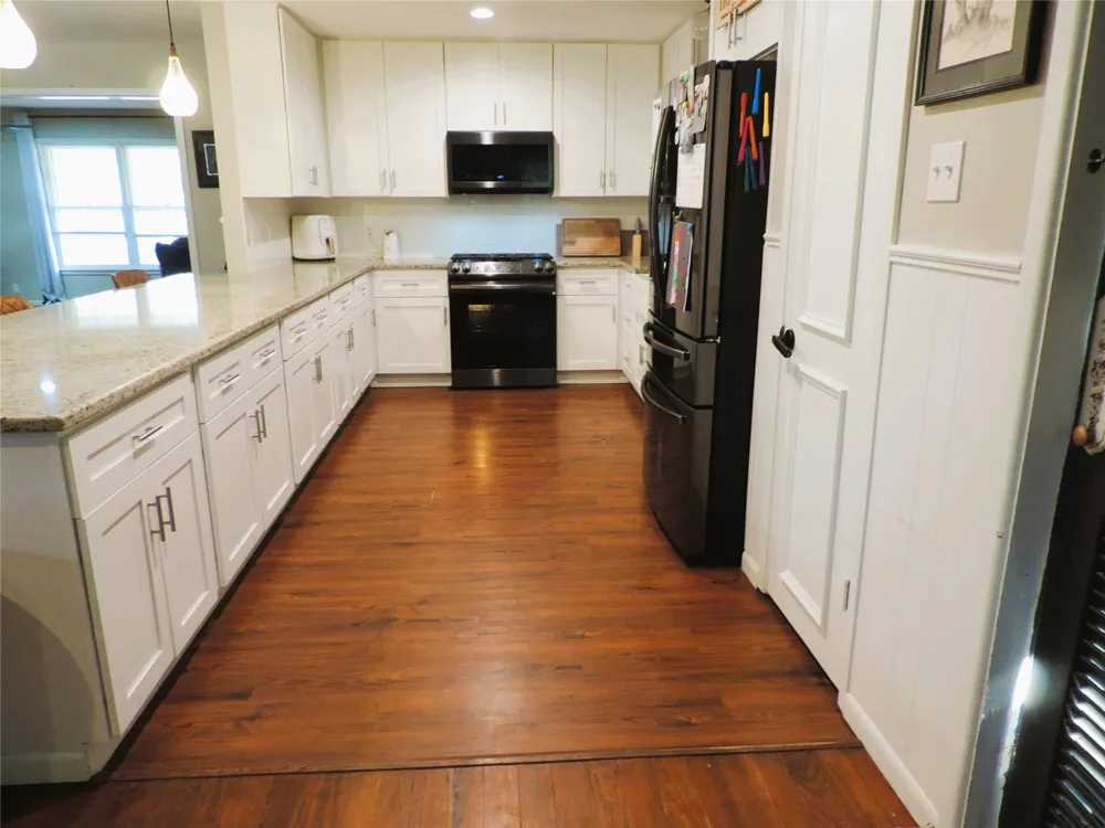 201 Old Sidney Road Comanche, TX 76442