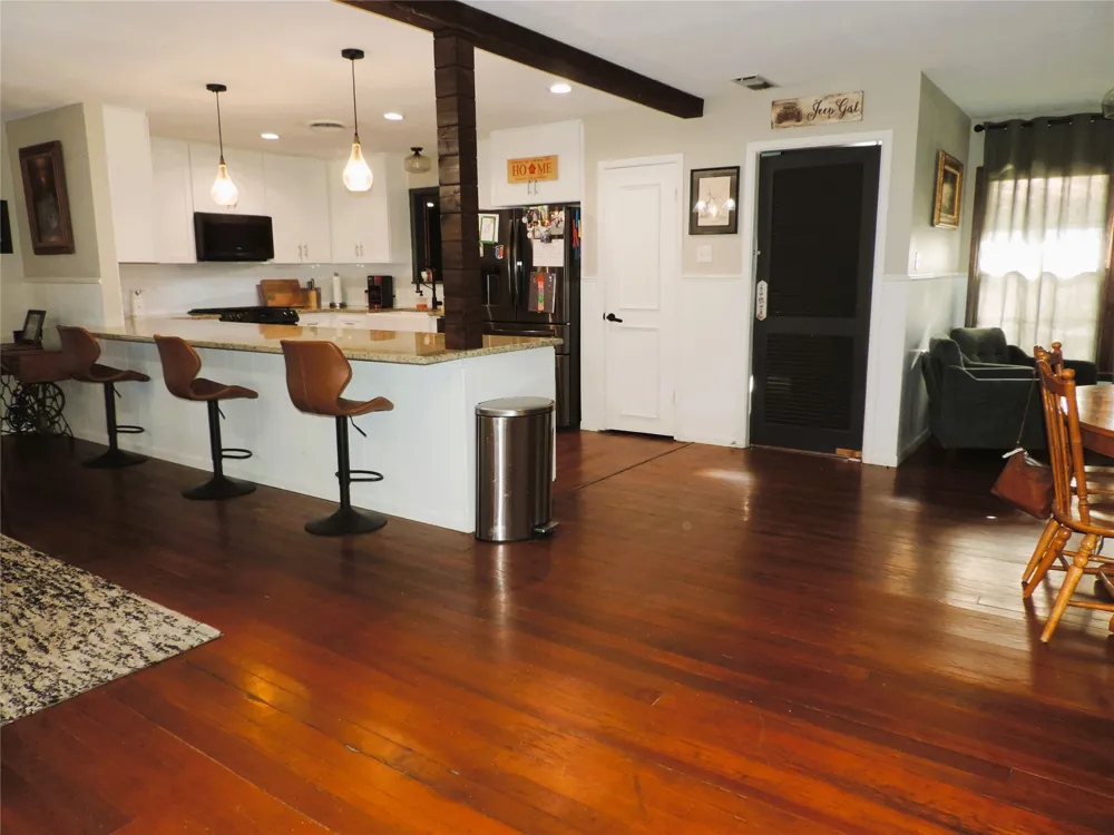 201 Old Sidney Road Comanche, TX 76442