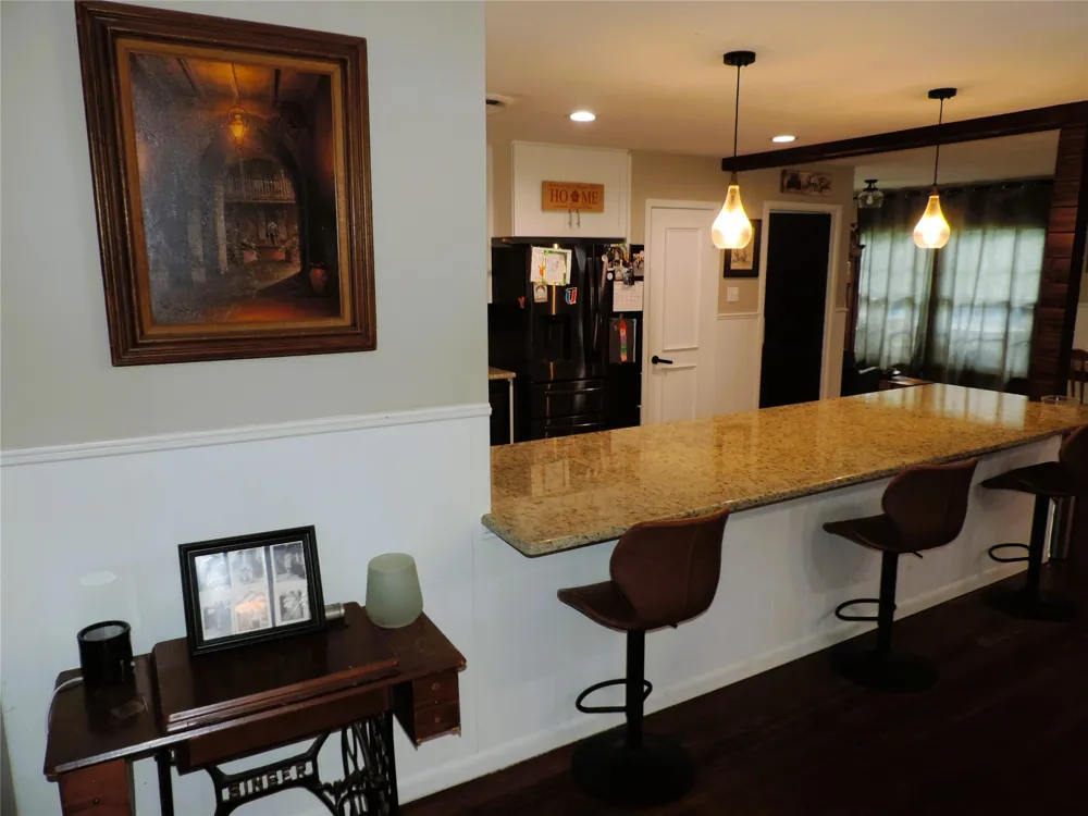 201 Old Sidney Road Comanche, TX 76442